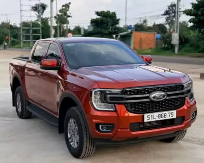Ford Ranger XLS 2025 2 cầu