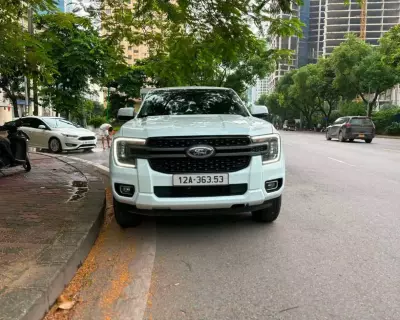 Ford Ranger XLS 2025 số tự động