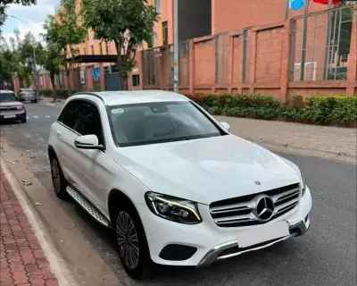 Mercedes-Benz GLC 250 4Matic model 2019