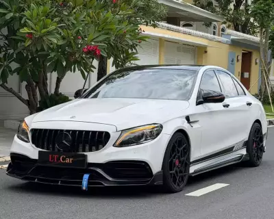Mercedes C300 AMG 2021 – Full đồ chơi C63 real