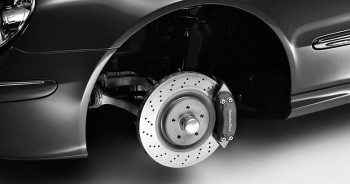Đĩa phanh xe ô tô là gì? Khi nào cần phải thay đĩa phanh xe ô tô?