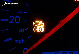 Đèn Check Engine Sáng Là Dấu Hiệu Gì? Khi Nào Cần Mang Đi Garage Ngay?