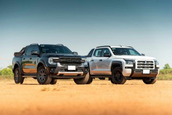 So sánh chi tiết Mitsubishi Triton 4WD AT Athlete 2025 và Ford Ranger Wildtrak 4x4 AT 2025