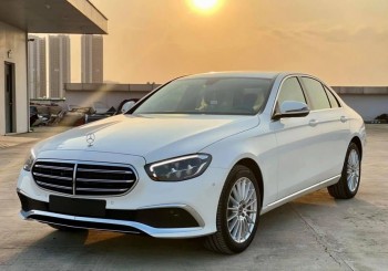 Đánh giá chi tiết sedan sang thương gia Mercedes-Benz E200 Exclusive 2025