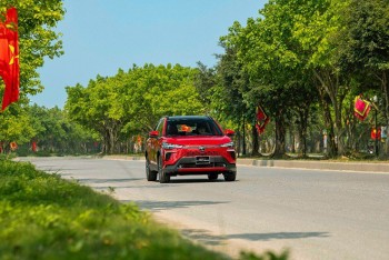 Nuôi Toyota Corolla Cross tốn gần 100 triệu/năm: Có đáng mua không?