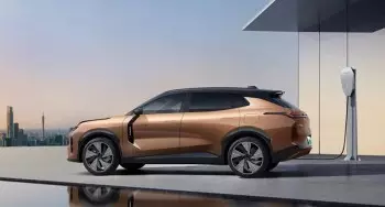 Có nên mua xe PHEV Trung Quốc? Xu hướng “HOT” hay canh bạc khiến nhiều người lăn tăn?