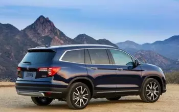 Xe nào dùng được xăng E10? Danh sách chi tiết các mẫu xe phổ biến hiện nay