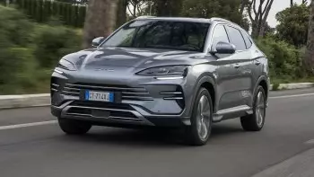 Nhược điểm của xe HEV và PHEV là gì? Những ai không nên lựa chọn loại xe này?