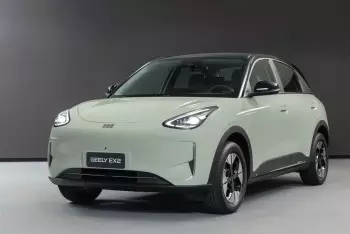 Nên mua VinFast VF5 hay Geely EX2, BYD Dolphin + 50 triệu tiền sạc điện?