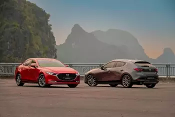 Xe 5 chỗ nên chọn Sedan hay xe gầm cao? Ưu nhược điểm của từng loại xe mà nhiều người chưa biết