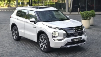 Đánh giá chi tiết Mitsubishi Outlander PHEV 2026 giá dự kiến 1,2 tỷ – Có thực sự hấp dẫn?