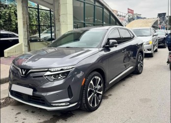 700 Triệu Nên Mua VinFast VF8 2023 Hay Honda CR-V 2020–2021, SantaFe 2020, Tucson 2021?