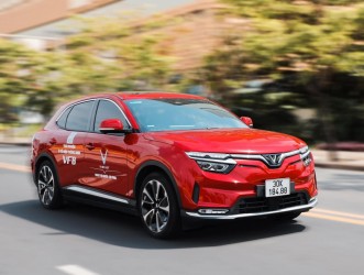 So sánh VinFast VF 8 Eco và VF 8 Plus: Chọn bản nào lợi nhất, đáng mua nhất?