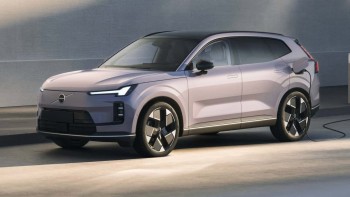 Volvo XC70 – Mẫu xe hybrid cắm điện có phạm vi hoạt động xa nhất lên tới 200km