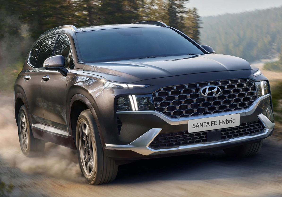 Đánh giá Hyundai SantaFe Hybrid 2023: Tiết kiệm nhiên liệu, bảo vệ môi trường.