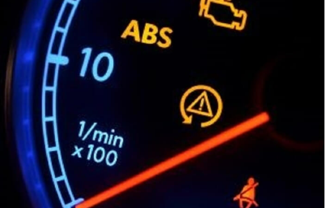 đèn Check Engine