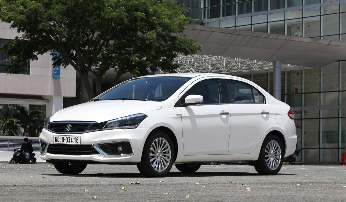  Suzuki Ciaz 
