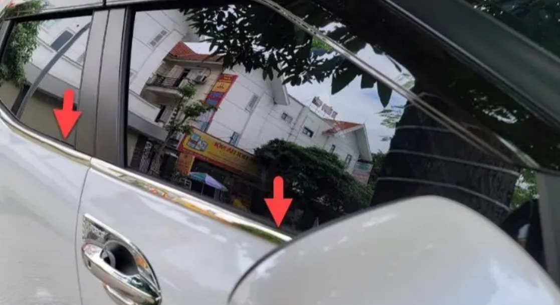 nẹp kính cửa xe