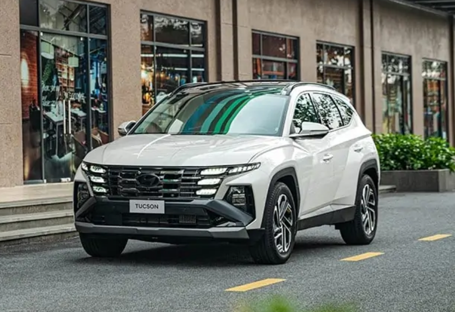 Hyundai Tucson (1.6L Turbo).