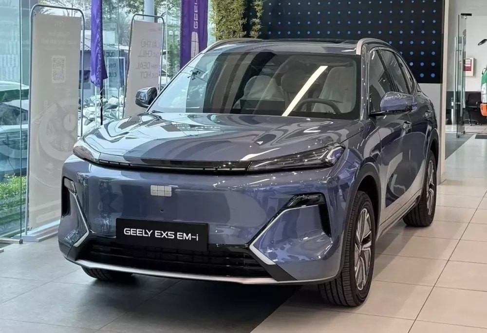 Chi tiết vận hành Geely EX5 EM-i: Khác gì so với Sealion 6 và Jaecoo J7 PHEV?