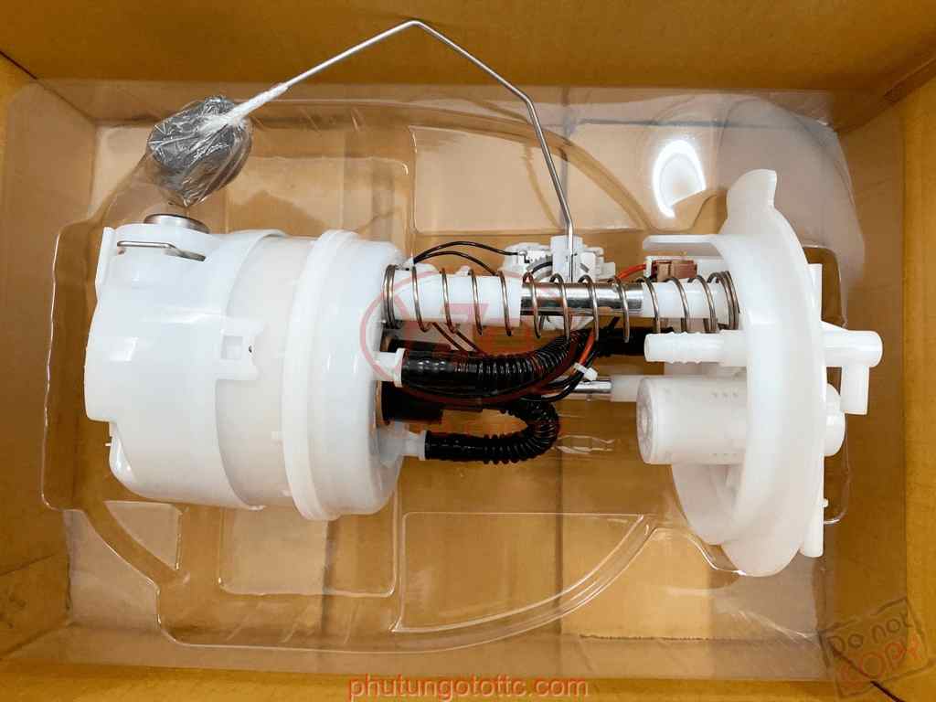 Cụm bơm xăng ô tô