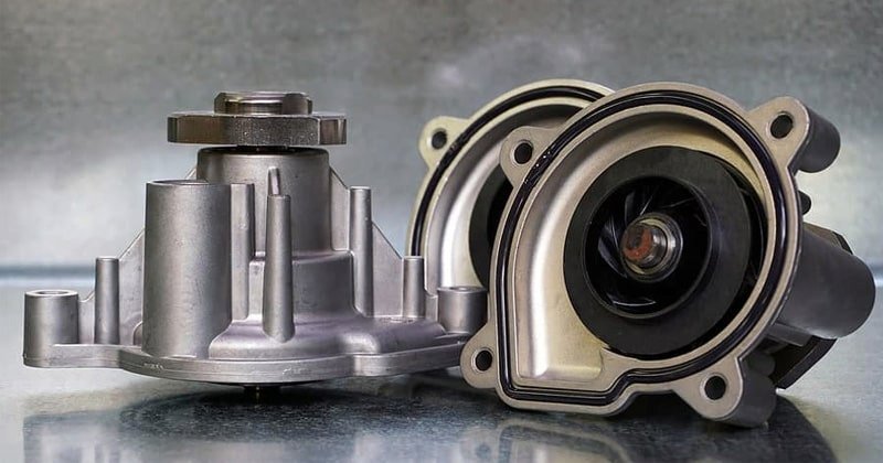 Bơm nước động cơ ô tô