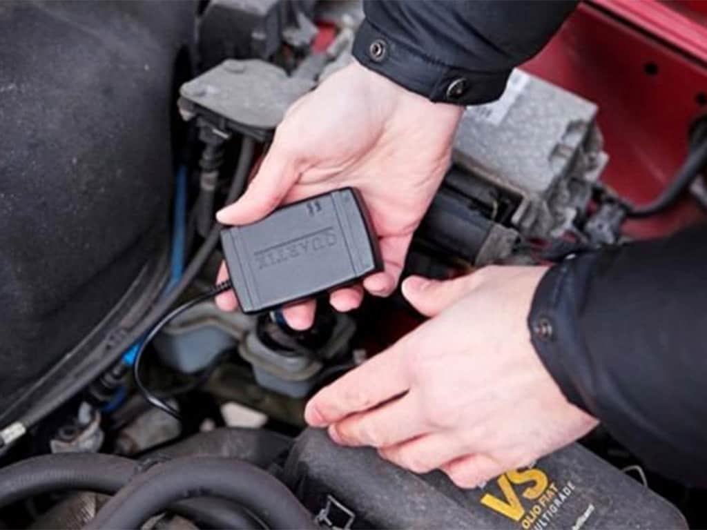 Hộp đen ô tô là gì? Tại sao hộp đen bị hỏng?