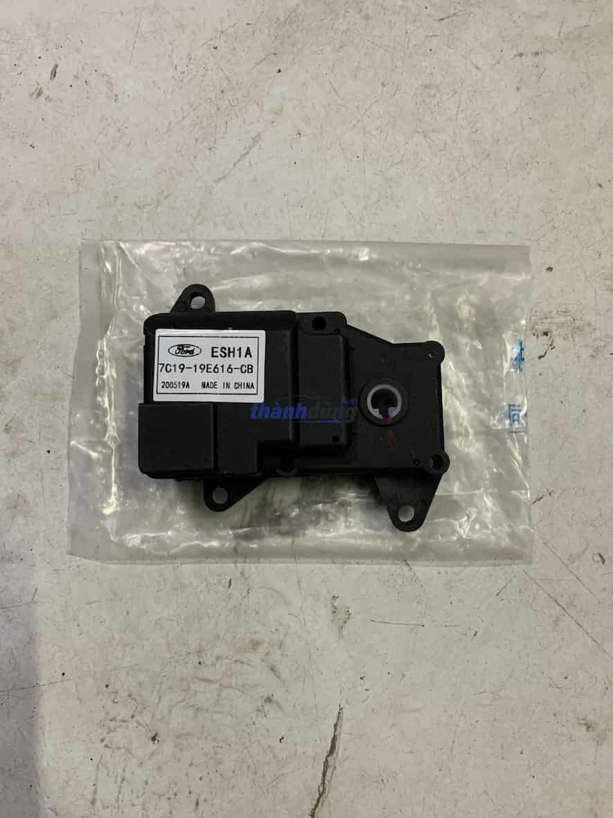 Mô tơ chia gió điều hòa ô tô 