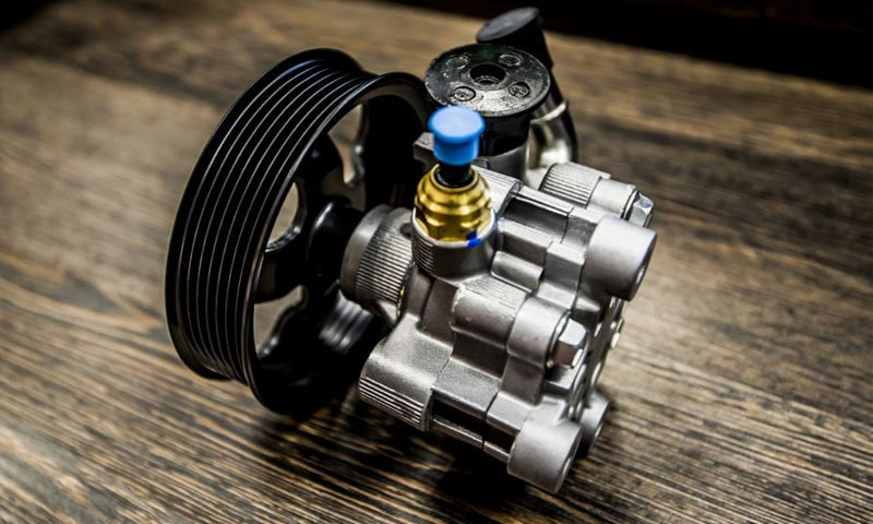 Bơm trợ lực ô tô là gì? Các dấu hiệu hư hỏng và cách nhận biết