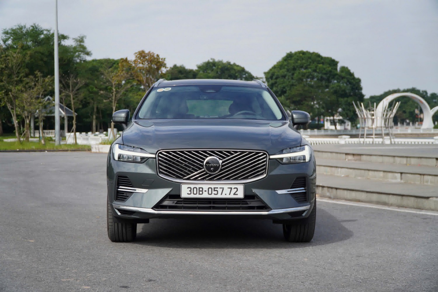 Volvo XC60 Ultra 2026: Xe gia đình chuẩn sang — chọn ngay vì đáng giá từng đồng