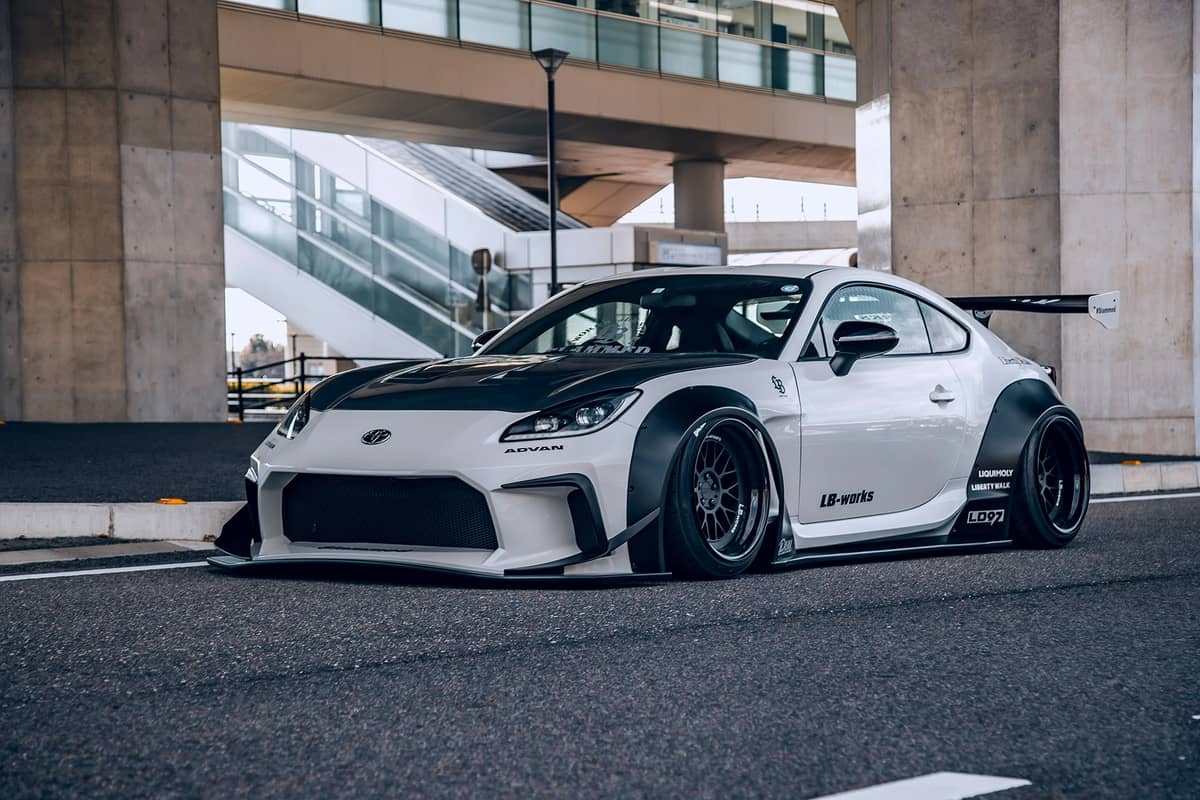 Cản Trước Bodykit Dài Bao Nhiêu cm Thì Bị Cạ Gầm Khi Lên Dốc Hầm?