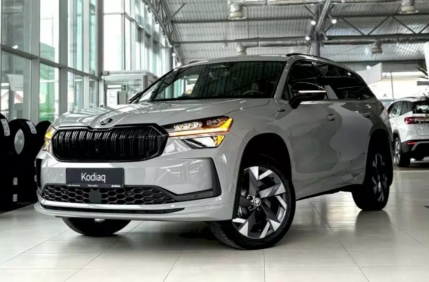 Tầm 1,5 tỷ mua xe nhập khẩu hay lắp ráp? Ford Everest, Hyundai Palisade hay Skoda Kodiaq đáng tiền hơn?