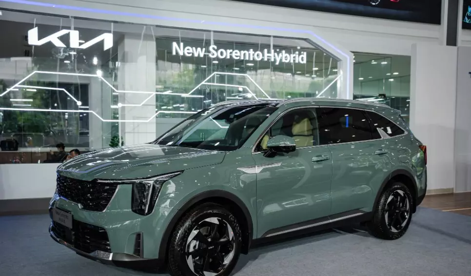 Tầm 1 tỷ chọn Hyundai Santa Fe, Kia Sorento hay Mazda CX-8 thì 'hời'?