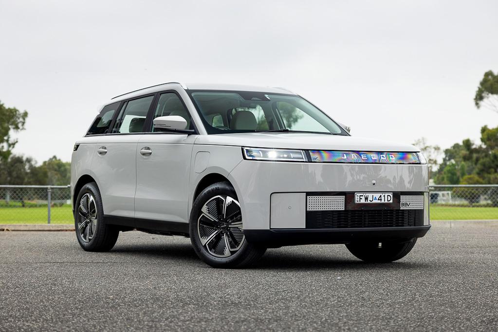 Đánh giá Jaecoo J5: Mẫu SUV toàn cầu chinh phục nhiều thị trường