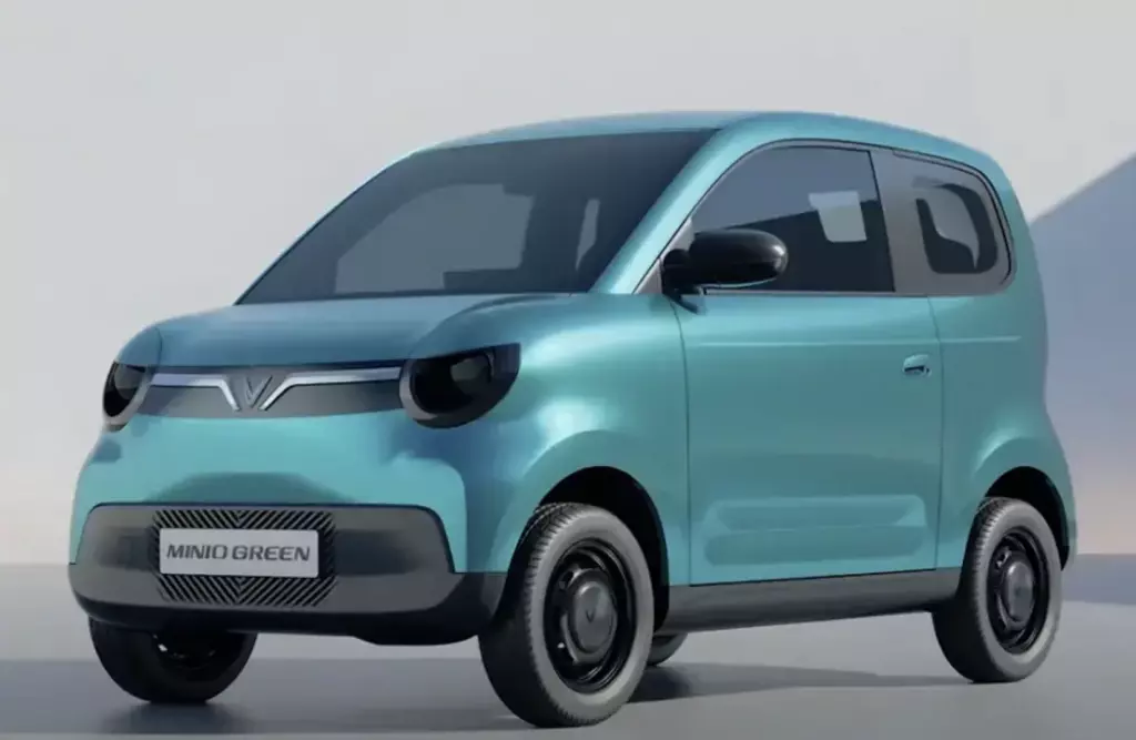 Nghịch lý ô tô Việt: Khi xe điện mini 'vét' khách mua xe lần đầu của sedan hạng B