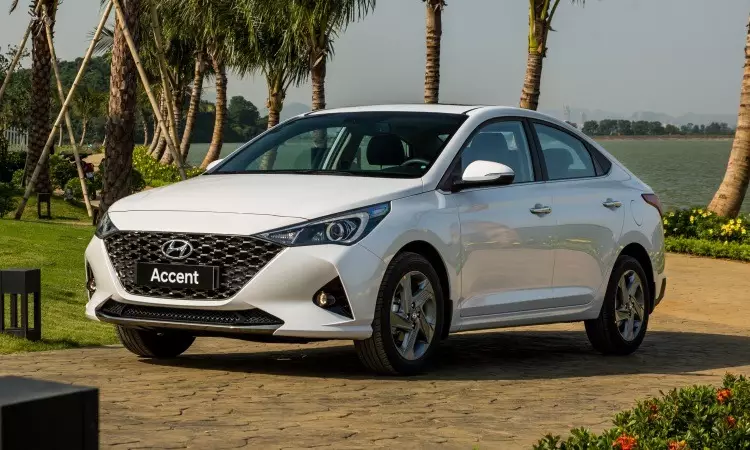 Nghịch lý ô tô Việt: Khi xe điện mini 'vét' khách mua xe lần đầu của sedan hạng B