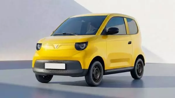 Nghịch lý ô tô Việt: Khi xe điện mini 'vét' khách mua xe lần đầu của sedan hạng B
