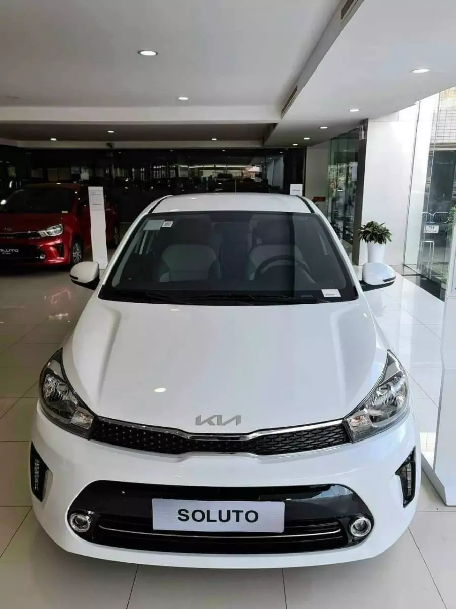 Ngân sách dưới 400 triệu đồng nên chọn Kia Soluto hay Mitsubishi Attrage?