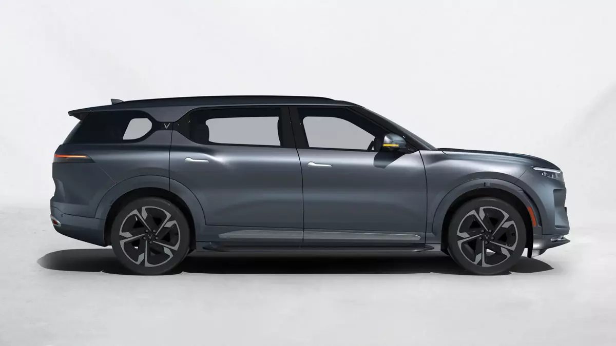 Có nên mua VinFast VF 9? Đánh giá thực tế sau 15.000 km sử dụng