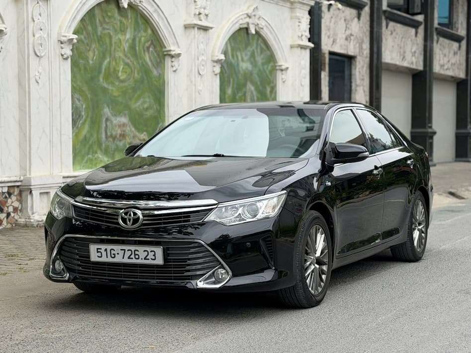 500 TRIỆU ĐỒNG: CHỌN TOYOTA CAMRY (2016-2017), MAZDA 3 (2022-2023) HAY VINFAST LUX A2.0 (2020-2021)?
