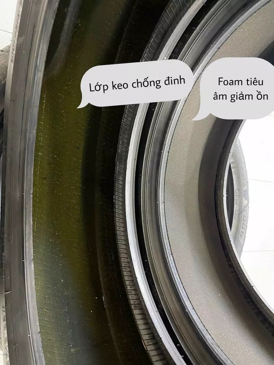 dán foam lốp ô tô