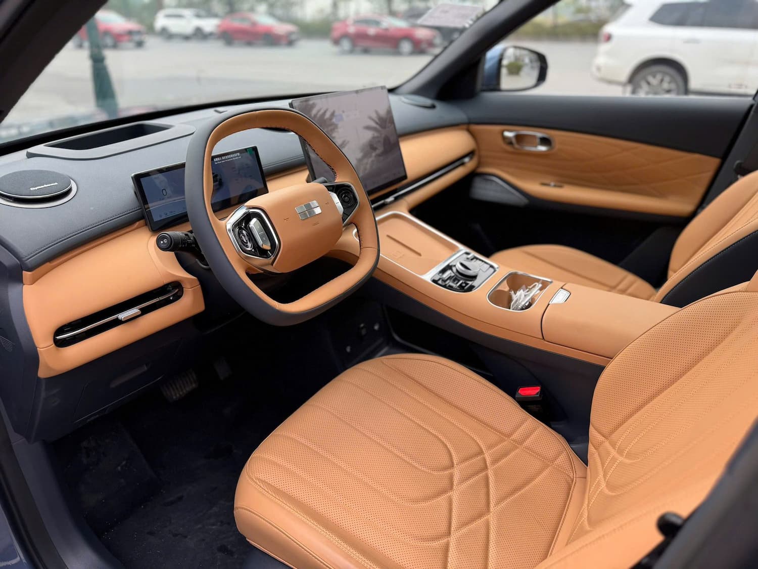 Nội thất EX5 EM-I PHEV