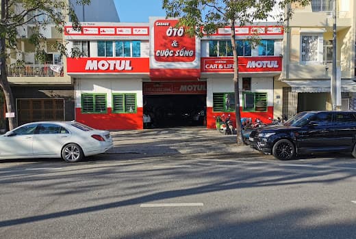 Garage &ocirc; t&ocirc; uy t&iacute;n Đ&agrave; Nẵng