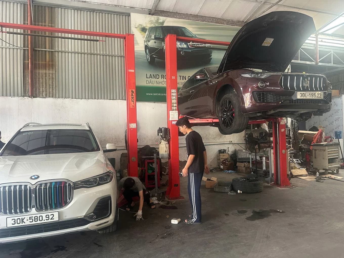 Gara sửa xe BMW tại HN