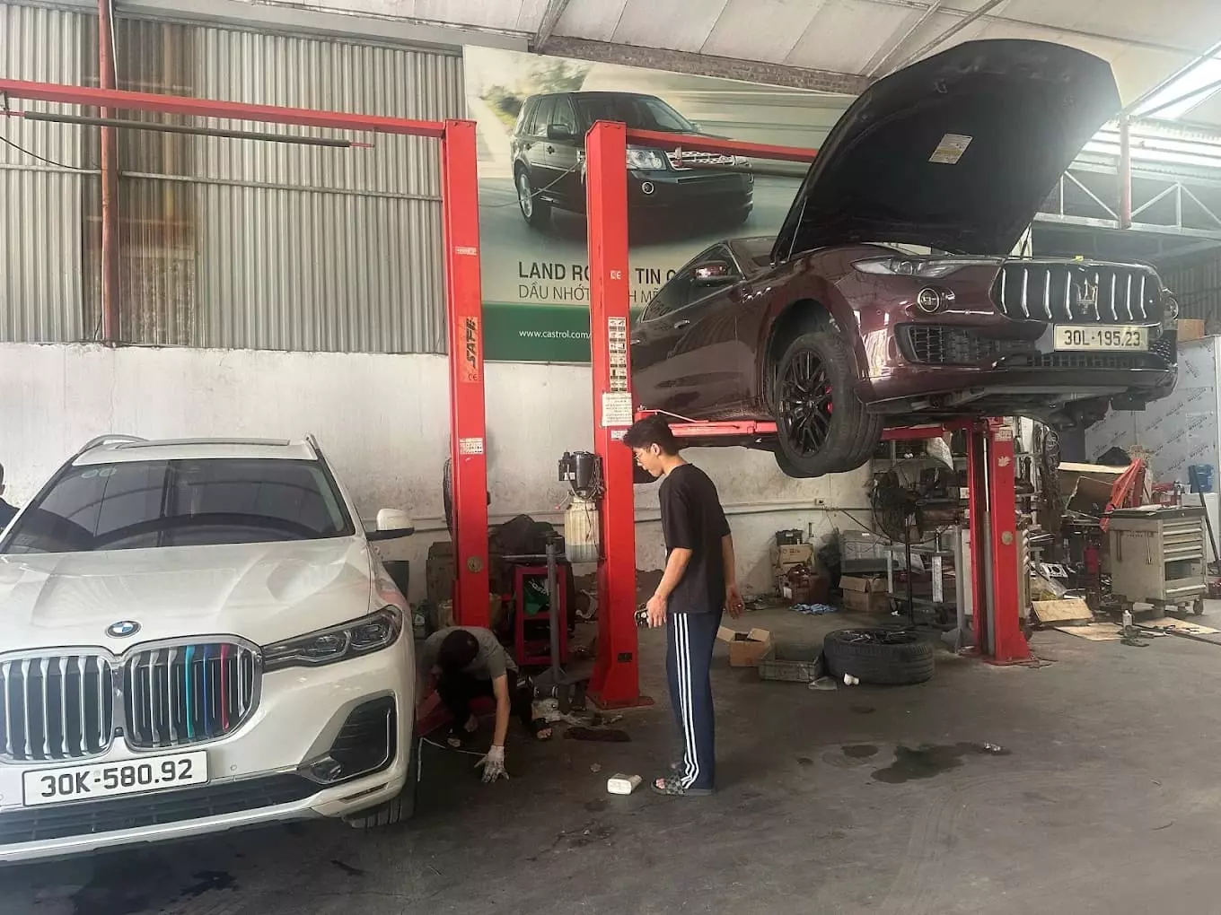 Gara sửa xe BMW tại HN