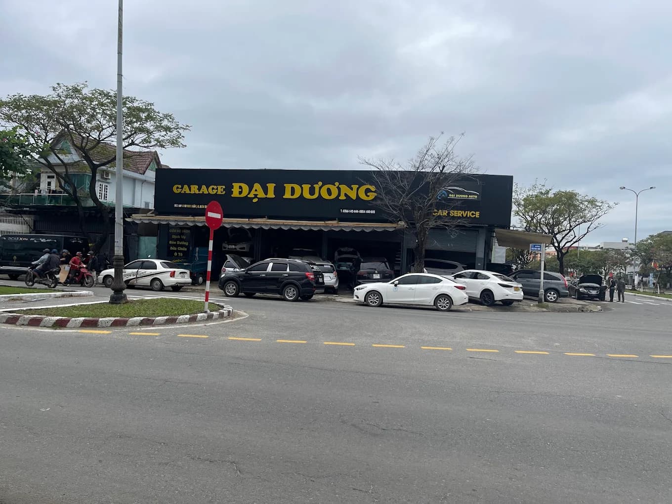 Garage &ocirc; t&ocirc; uy t&iacute;n Đ&agrave; Nẵng