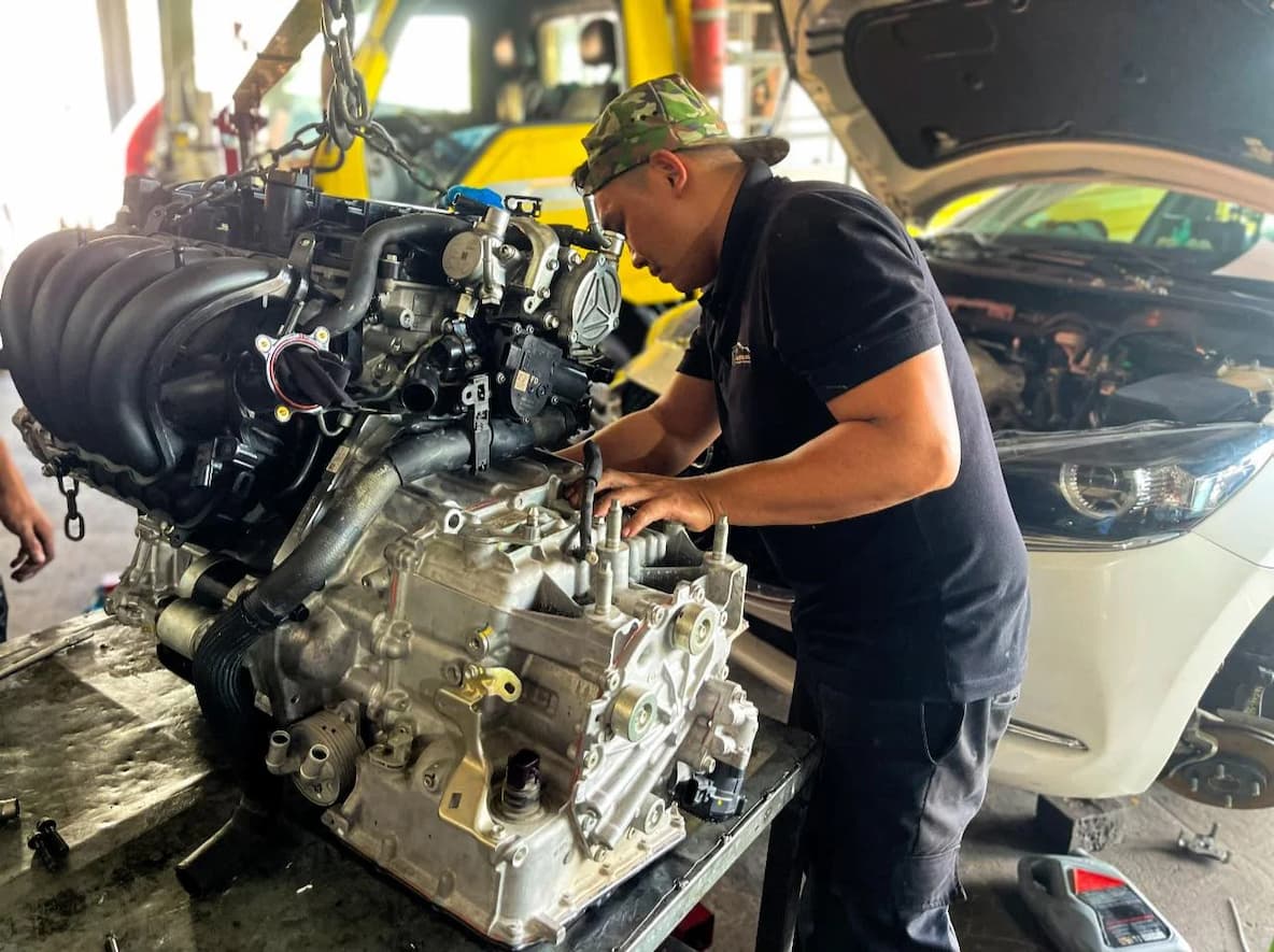 Garage &ocirc; t&ocirc; uy t&iacute;n Đ&agrave; Nẵng