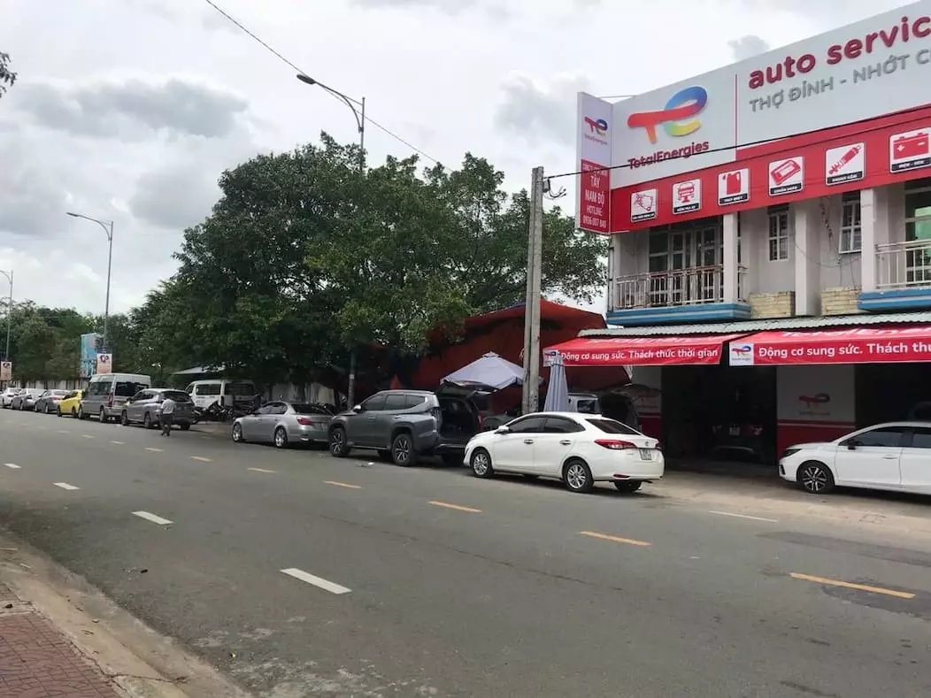 Garage ô tô uy tín Cần Thơ