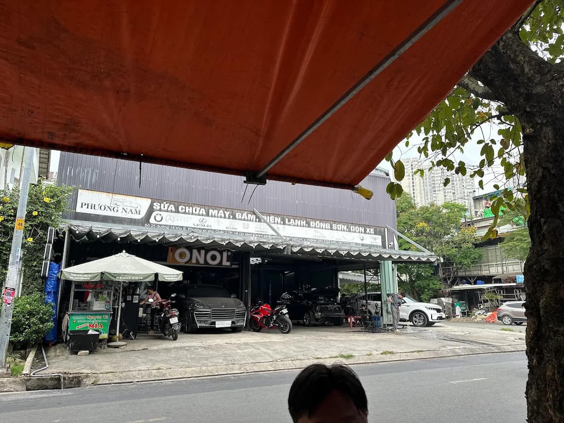 Garage uy t&iacute;n HCM