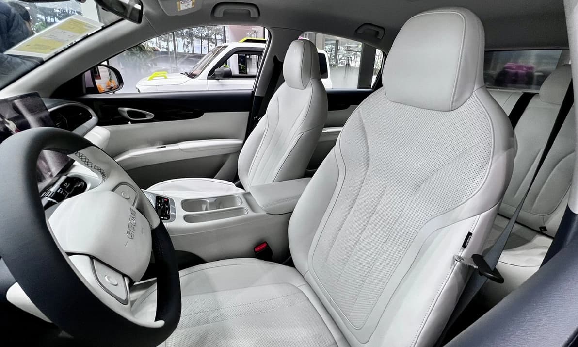 Nội thất Geely EX2